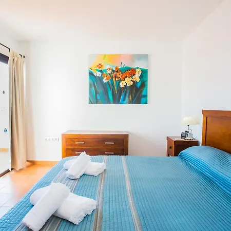 Villa Remarkable 3-bed In Playa Blanca *